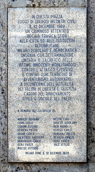 PiazzaFontanaLapideVittime