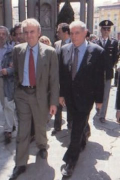 Il grande inquisitore, Piero Luigi Vigna, con il capo della Polizia, già ai vertici del Sisde, Vincenzo Parisi (Foto Sestini)