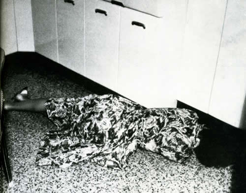 Così, nella cucina del suo appartamento di via Monaci a Roma, venne trovato la mattina dell'11 settembre 1958 il corpo senza vita di Maria Martirano (Publifoto)