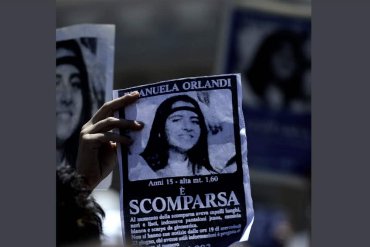 Le pressioni nei confronti di Antonella non si fermarono con il recupero della borsa. Ricevette un telegramma con la scritta