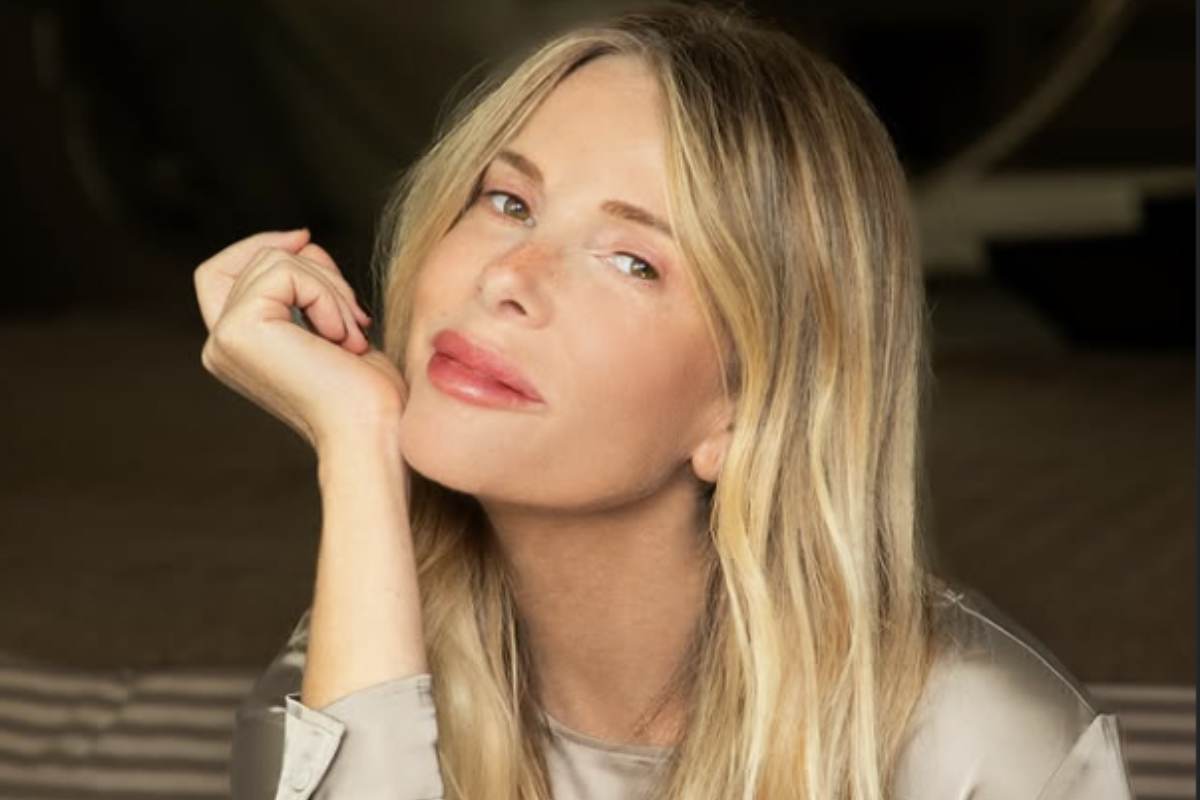 L’istituto in questione, legato alla famiglia di Mia Facchinetti, si distingue per un’offerta formativa di alto livello, con una retta annuale