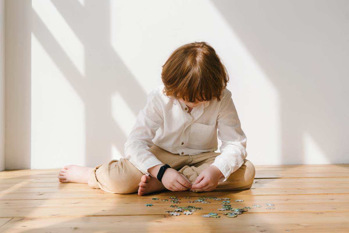 Autismo, che cosa è e quali sono i sintomi precoci