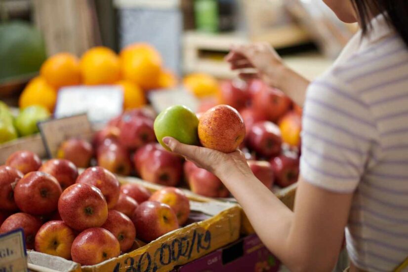 Non te lo dice nessuno, ma ecco da dove arriva la frutta che compri al supermercato