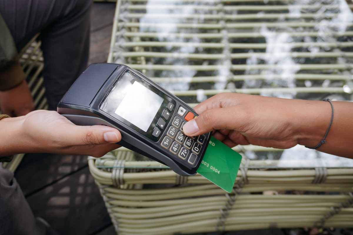 Addio bancomat, non puoi più usarlo in questi casi