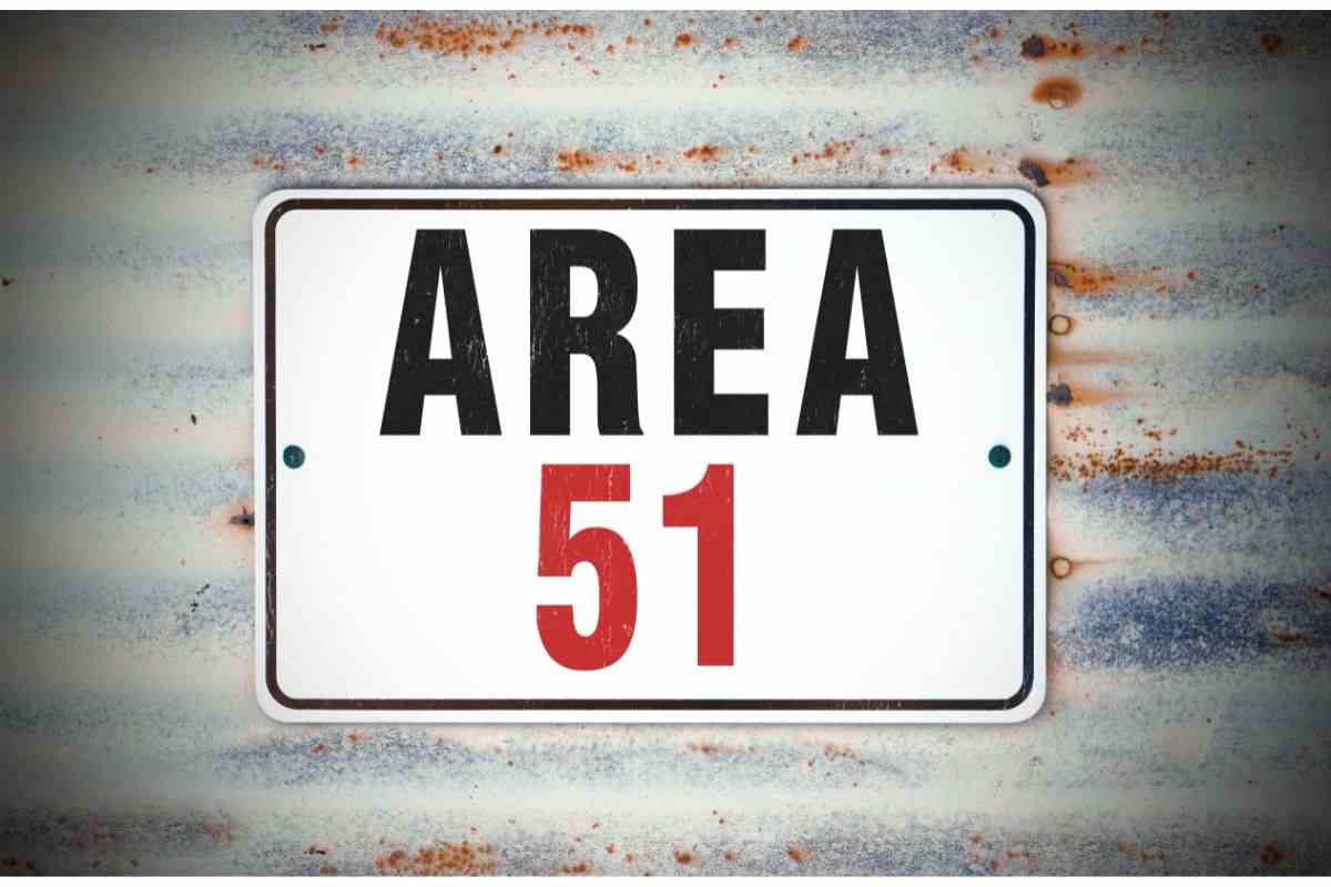 Area 51: gli alieni esistono si o no?