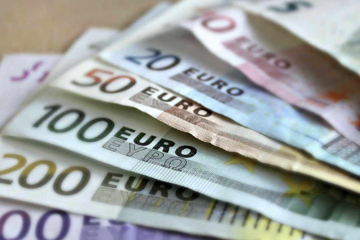 Il Ministro per lo Sport e i Giovani, Andrea Abodi, ha sottolineato l’importanza di questa misura come «un intervento che contribuisce all’attuazione del comma