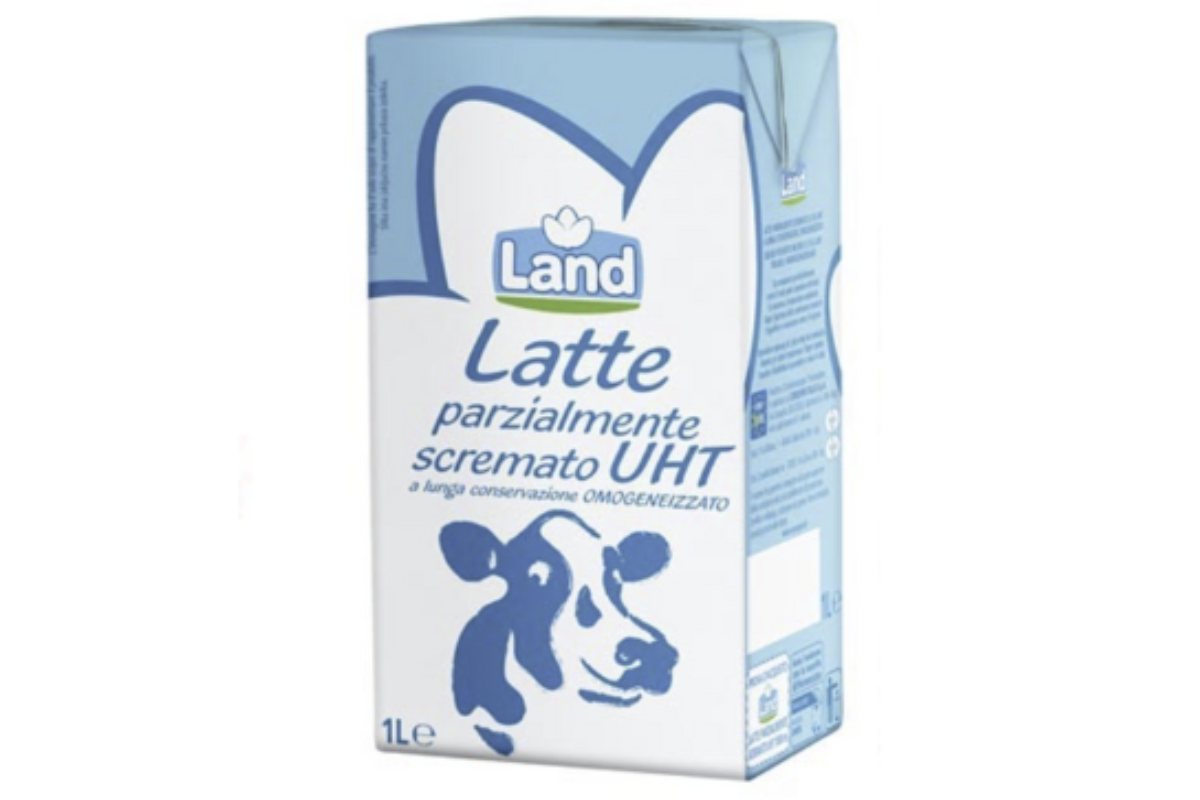 Il successo del latte Land non si basa solo sul prezzo competitivo, ma anche su un’attenzione crescente da parte dei consumatori verso
