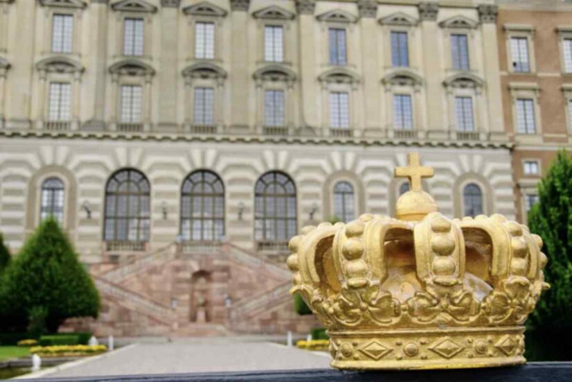 Al vertice di questa graduatoria troviamo un sovrano asiatico, il re di Thailandia Maha Vajiralongkorn