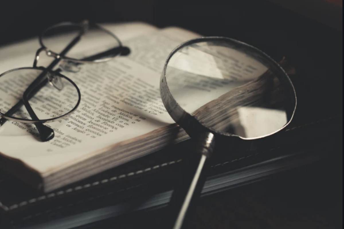 Gianni Rodari, nato a Omegna nel 1920 e scomparso a Roma nel 1980, ha lasciato un'impronta indelebile nella letteratura per ragazzi