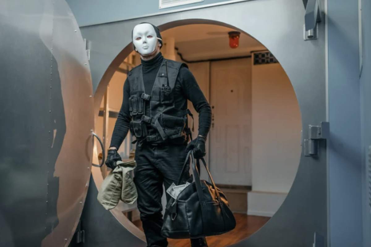 Nel corso della storia, alcune rapine hanno segnato un’epoca, lasciando un segno indelebile per l’audacia, l’ingegno e il valore del bottino sottratto