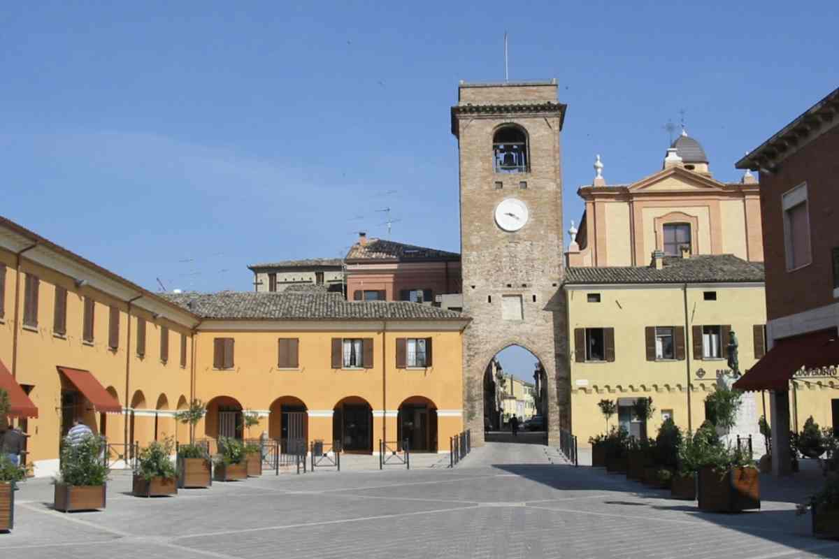 Tra i borghi più ricchi di storia della zona spicca San Giovanni in Marignano, considerato l’antico granaio dei Malatesta e centro economico
