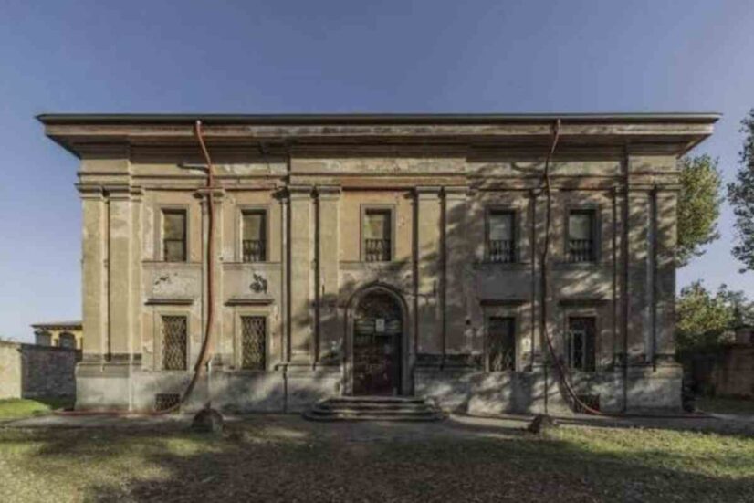 Tra questi spicca la suggestiva Villa Clara, conosciuta anche come Villa Malvasia, un’antica residenza seicentesca immersa nella zona di Trebbo di Reno