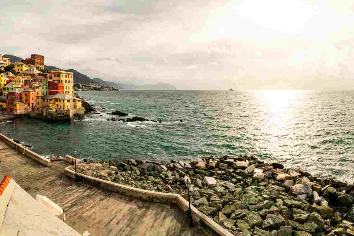 Boccadasse incanta: il borgo di mare dai colori che sembrano dipinti