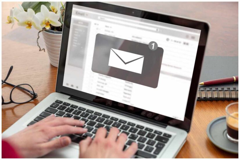 come si scrive email o mail