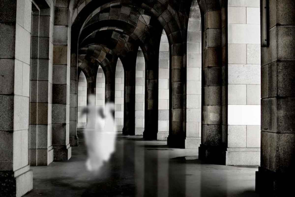 In quale città italiana hanno visto i fantasmi?